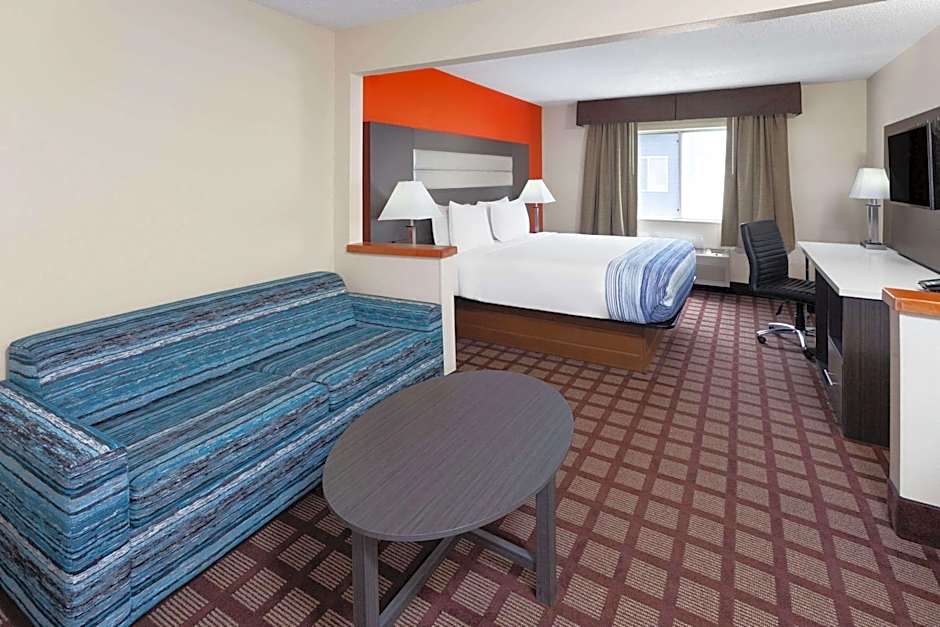 AmericInn by Wyndham Hudson