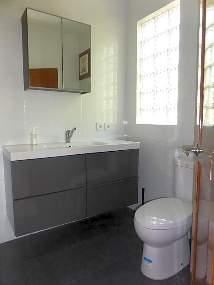 Castaway Surf Retreat