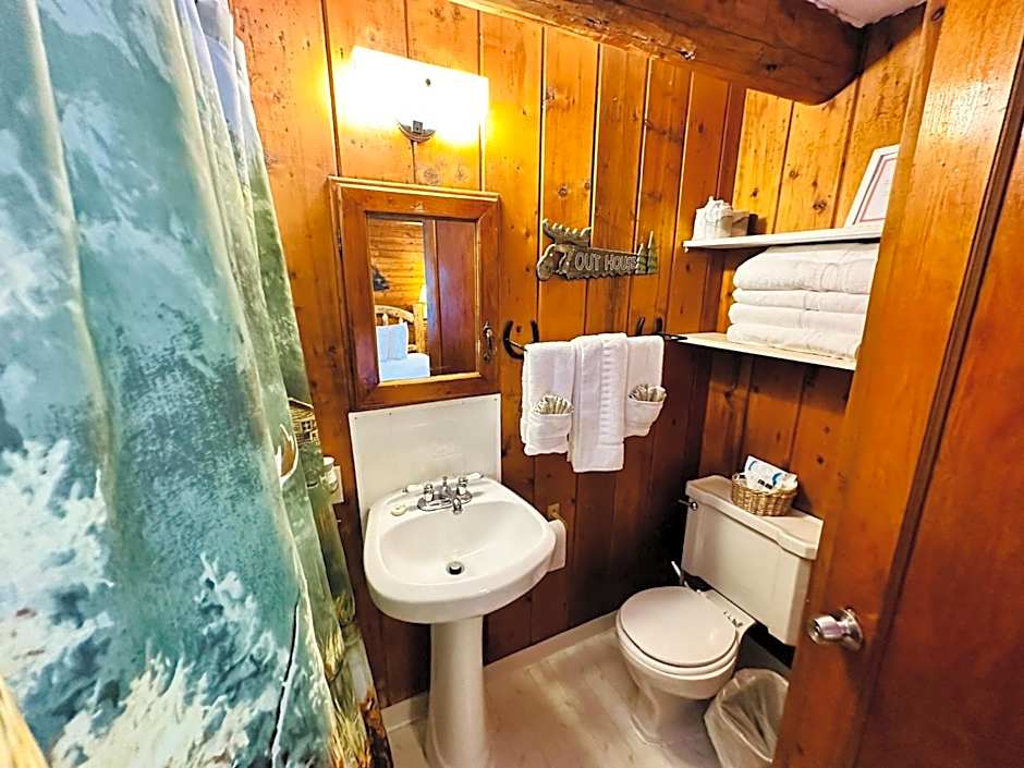 Ute Bluff Lodge, Cabins and RV park