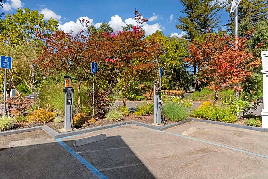 Best Western Dry Creek Inn