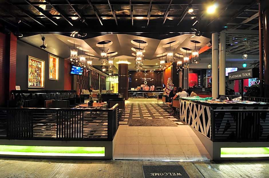 Platinum Hotel and Apartments