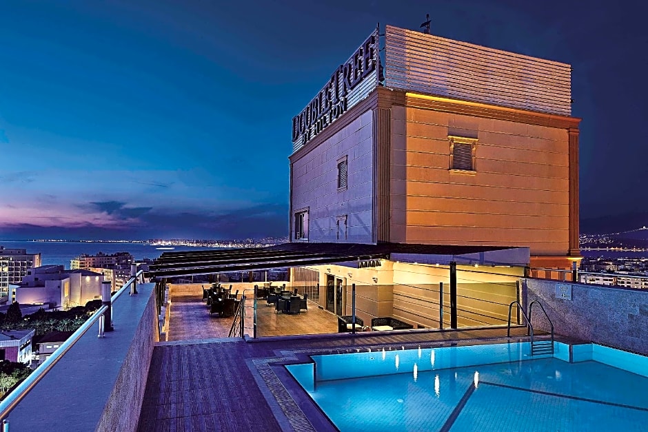 DoubleTree By Hilton Hotel Izmir - Alsancak
