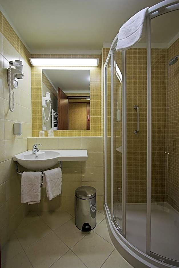 Benczur Hotel