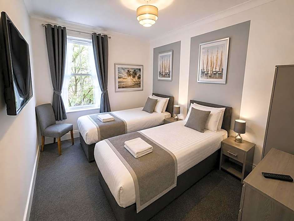 Cecil Court Hotel