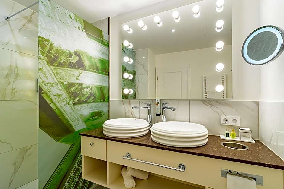 Theaterhotel & Suites Wien