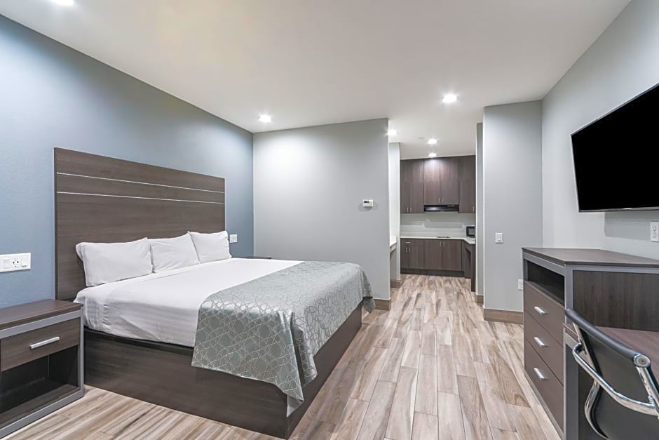 Americas Best Value Inn & Suites Northeast Houston I-610