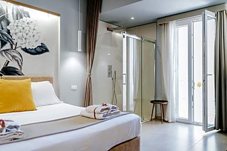 Suite with Garden View