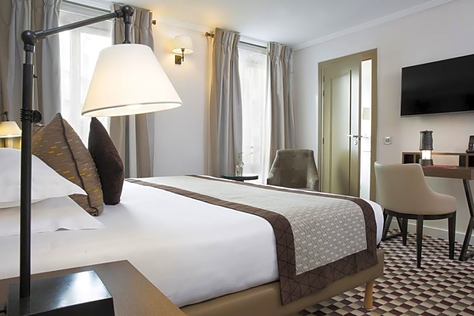 Phileas Hotel
