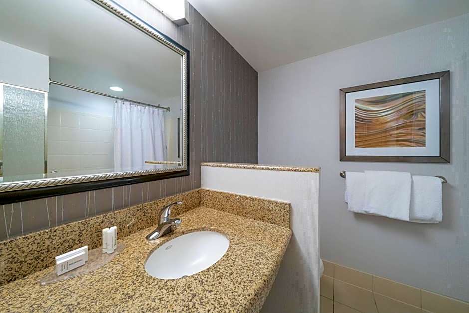 Courtyard by Marriott Salisbury