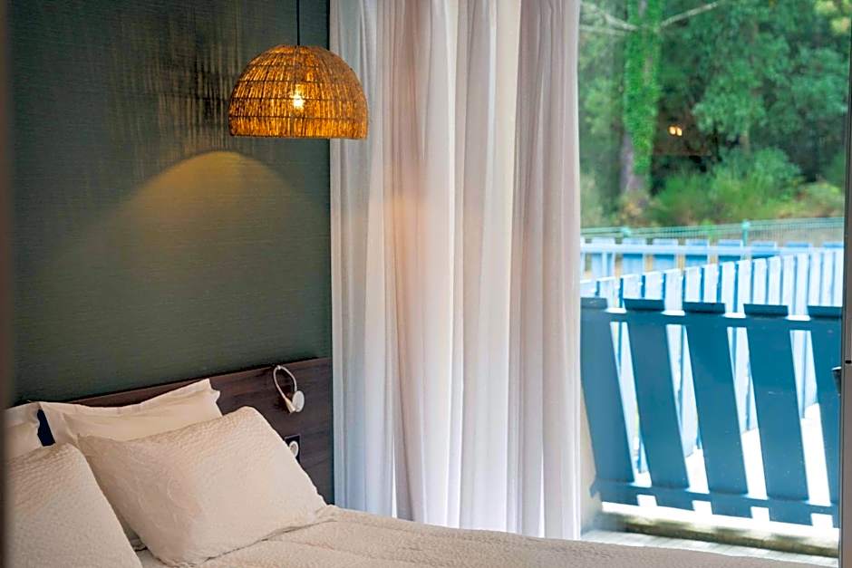 Hotel Logis Lacotel