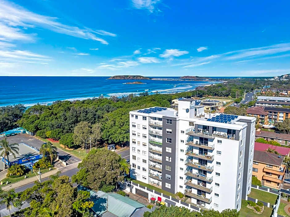 Tradewinds Apartments