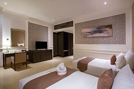 Executive Room with Pool View