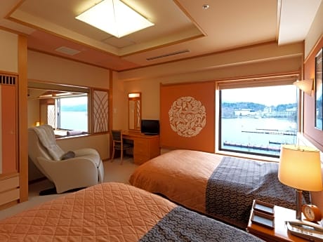Premium room with Tatami area - Non-Smoking- Buffet Breakfast + Buffet Dinner Included