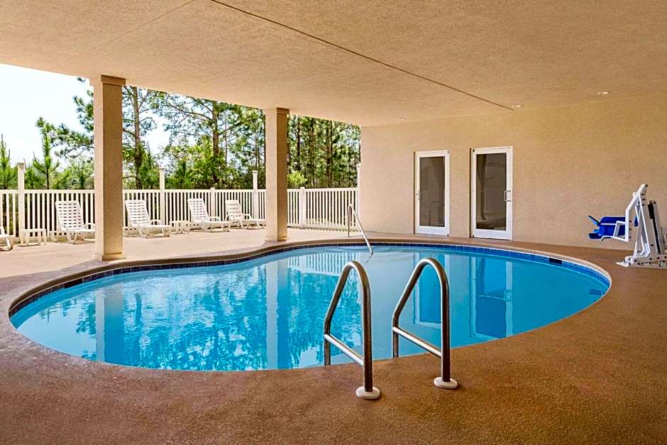 Country Inn & Suites by Radisson, Panama City Beach, FL