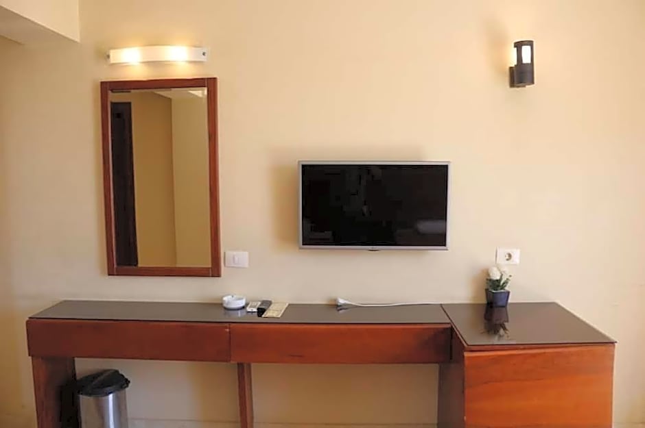 Pharaohs Hotel