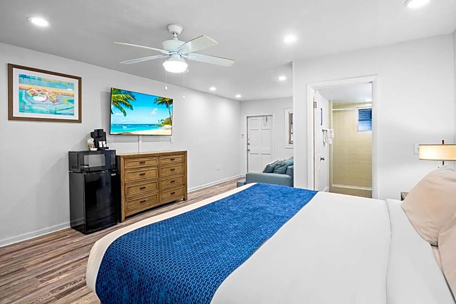Photo 1 of 6 of Standard 1 King Bed