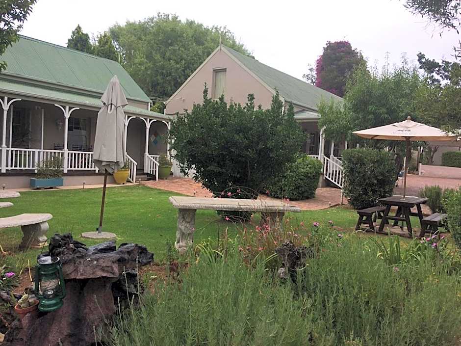 HouseMartin Lodge & Self Catering