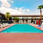 Days Inn & Suites by Wyndham Needles