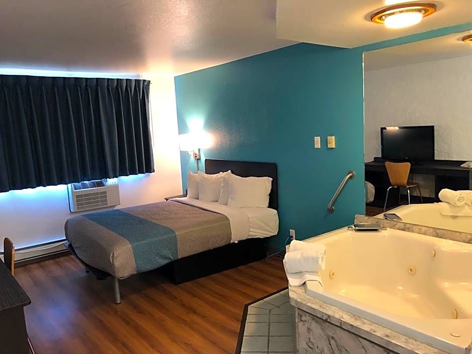 Motel 6-La Crosse, WI