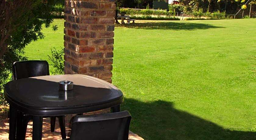 African Footprints Lodge