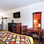 Super 8 by Wyndham Pleasanton