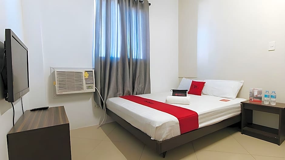 RedDoorz @ Golite Washington