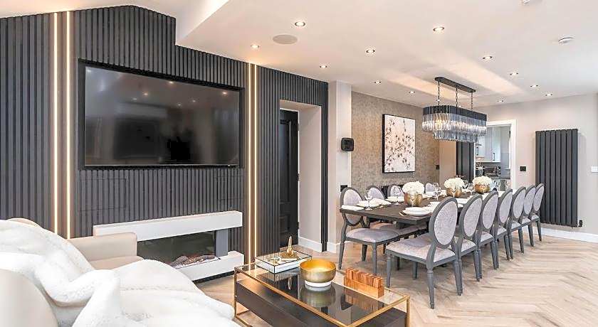 Riverside Villas