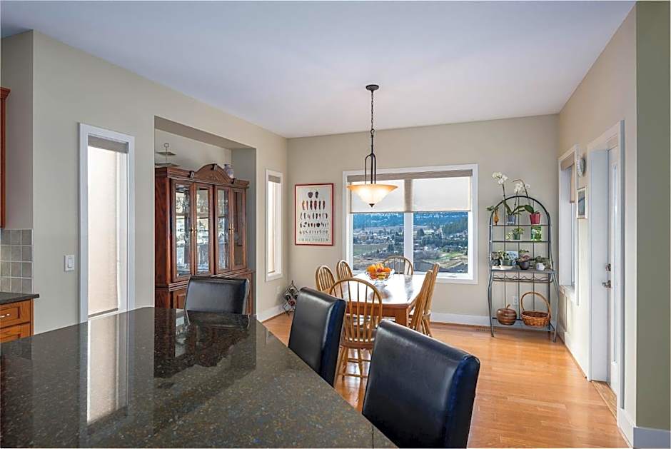 Adela's Bed and Breakfast