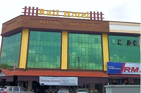 Capital O Rail Hotel