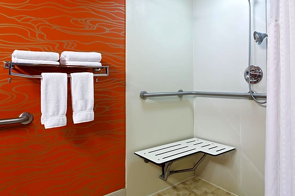 Holiday Inn Express Richmond-Brandermill-Hull Street By IHG