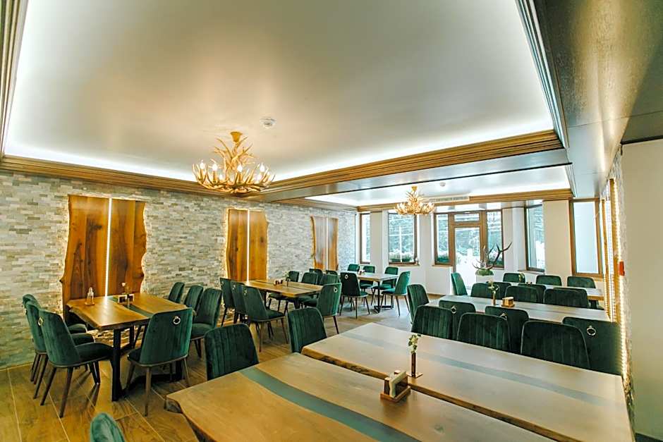 Lostrita - Pastravarie, Hotel & SPA