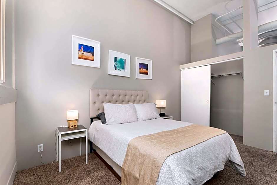 Renu Denver - Relax, Revive, Renew