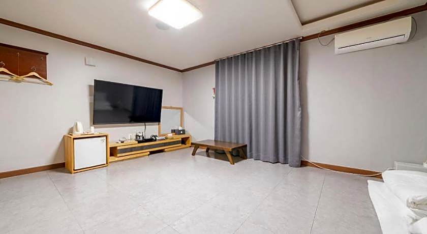 Donghae Gloria Hotel