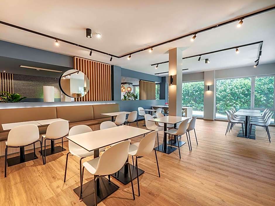 B&B Hotel Freiburg-Süd