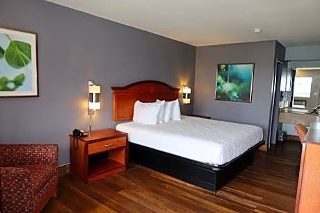 Americas Best Value Inn & Suites Yukon Oklahoma City