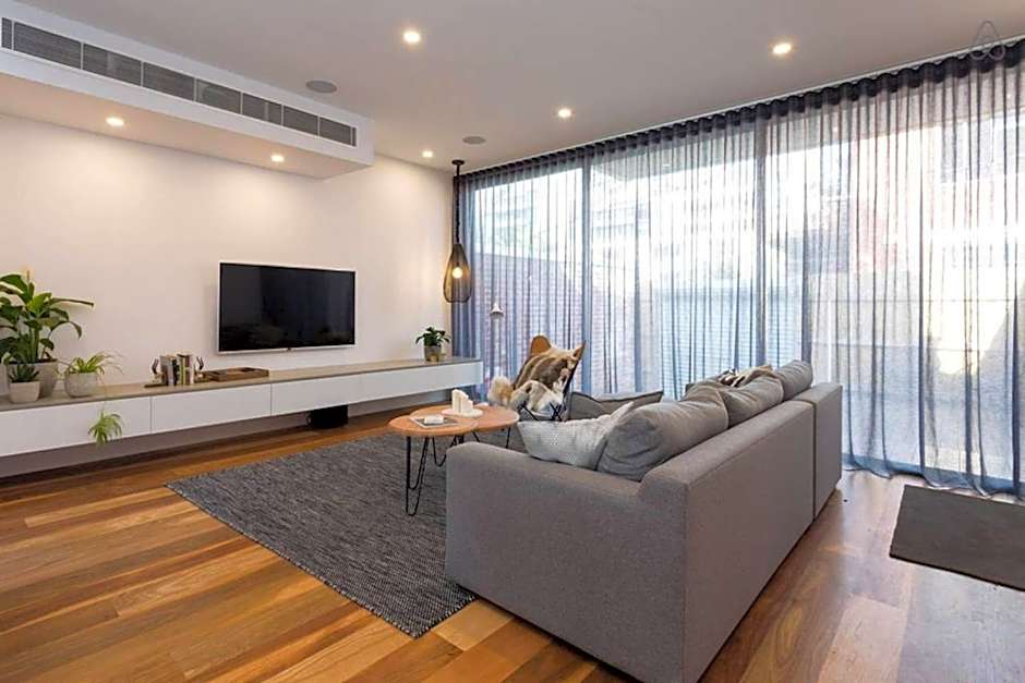 Lola Three Levels of Style with Rooftop Terrace