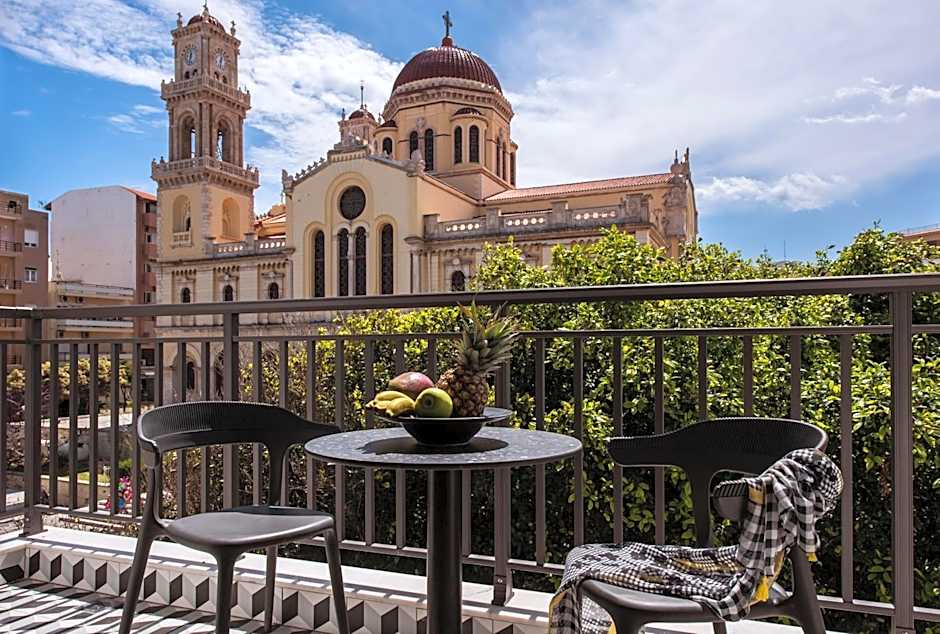 Metropole Urban Hotel