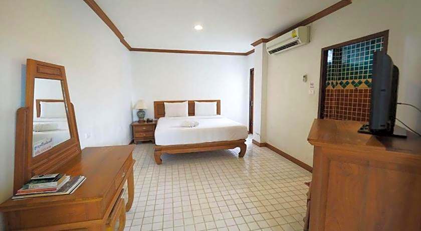 Fah Place Hotel