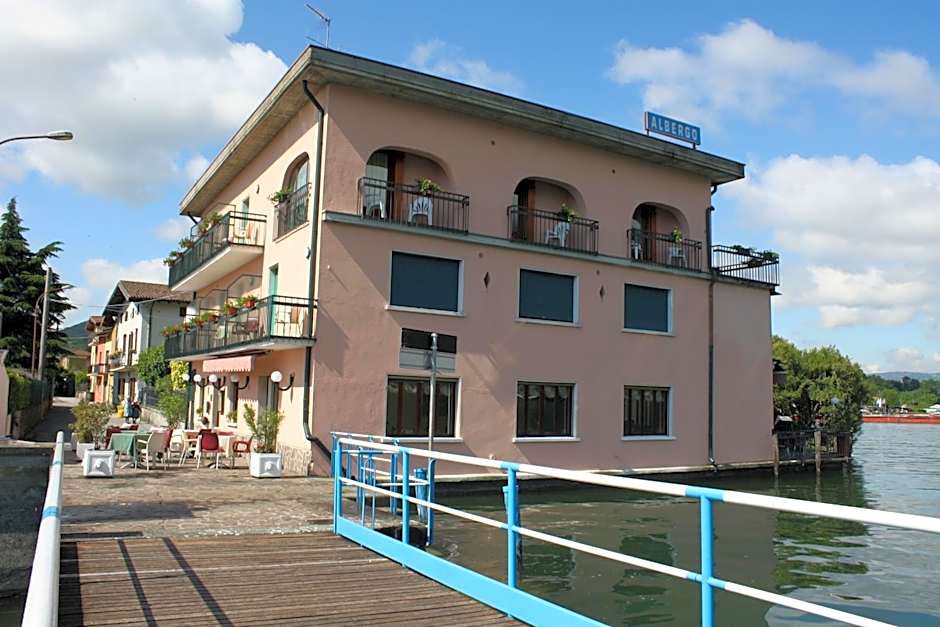 Albergo Ristorante Punta Dell'Est