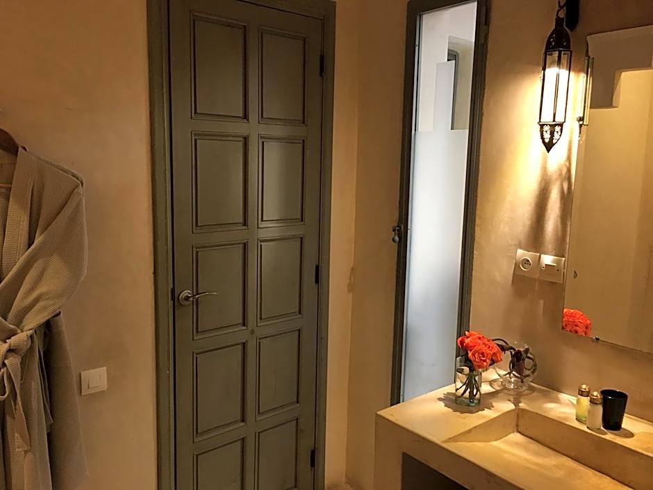 Riad Dar More & SPA