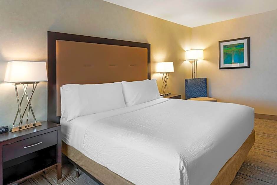 Holiday Inn Express Colton By IHG