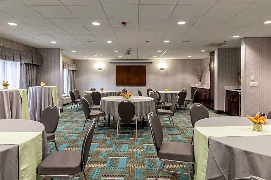 Hampton Inn By Hilton Columbia I-26/Harbison Blvd.