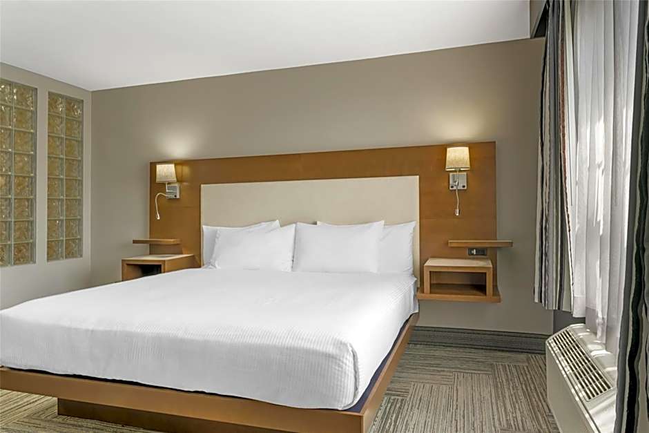 Best Western Plus Woodstock Hotel & Conference Centre