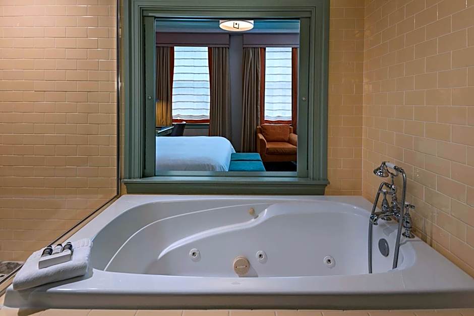 Hotel ICON, Autograph Collection by Marriott