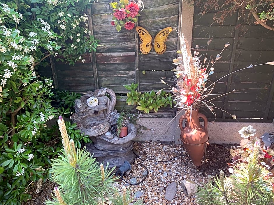 The Cedars House B&B