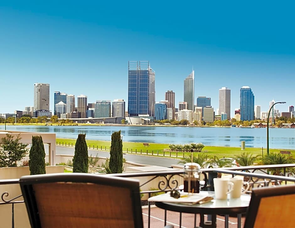 The Peninsula Riverside Serviced Apartments