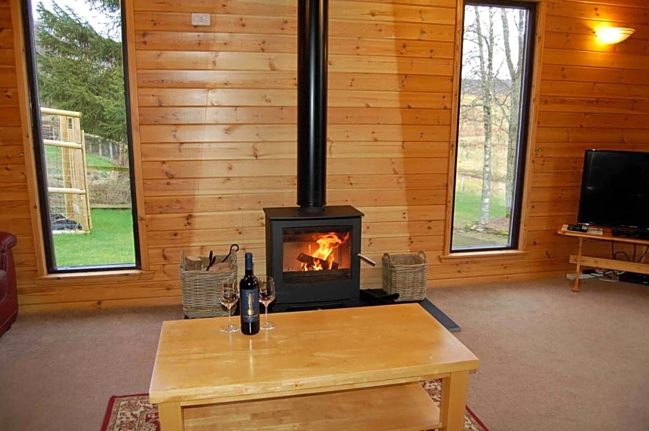 Luxury woodland Oak Lodge