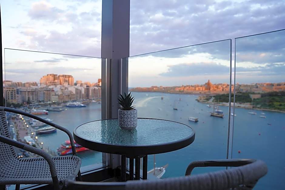 The Londoner Hotel Sliema