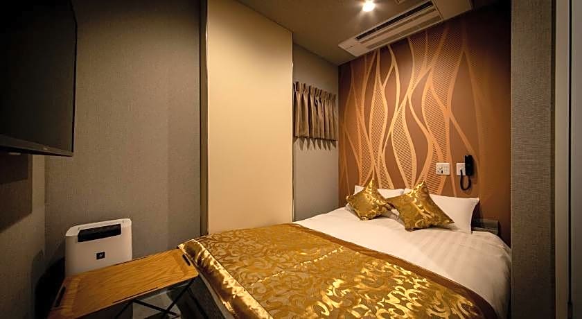 HOTEL BLAX
