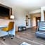 Cambria Hotel Charleston Riverview